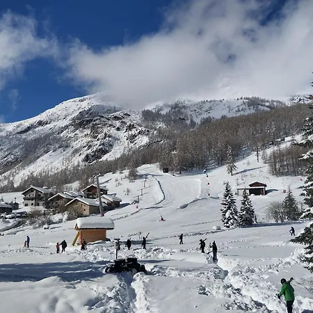 A Louer Proche Challes Les Eaux Campsite Bourg-Saint-Maurice
